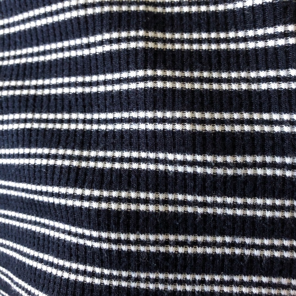 Hollister long sleeve thermal hooded blue & white striped semi-cropped top in XS - Picture 8 of 8